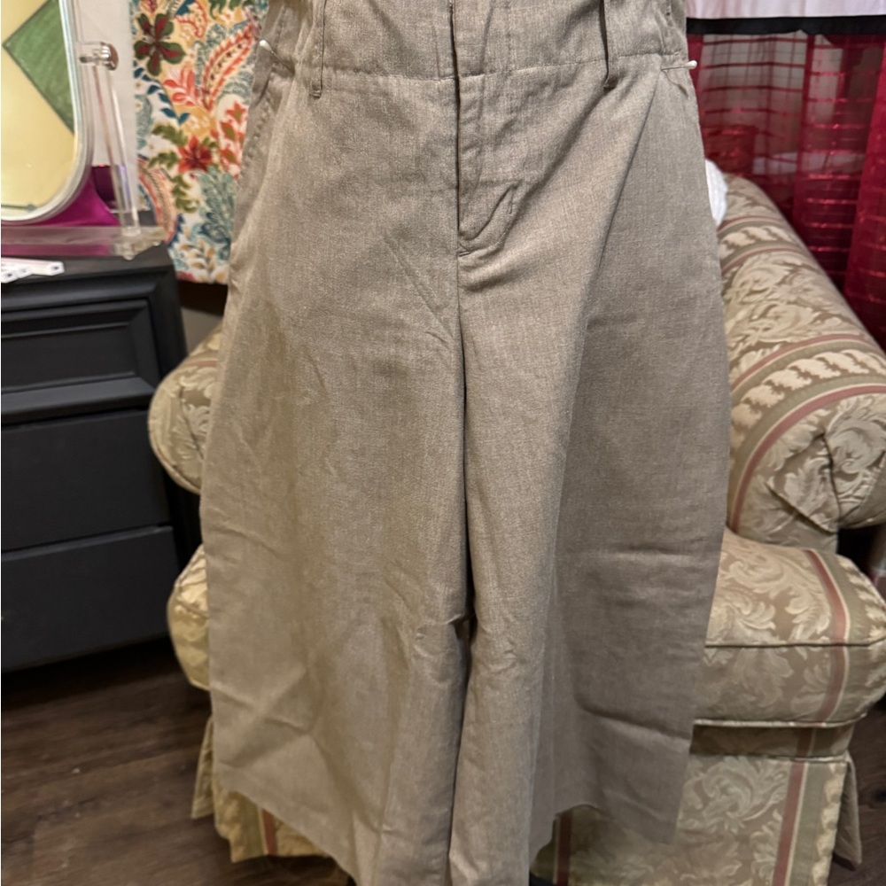 Classic Tan Women's Capri Slacks